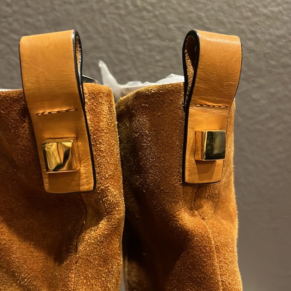 New Stuart Weitzman tan suede short boot - Picture 8 of 12